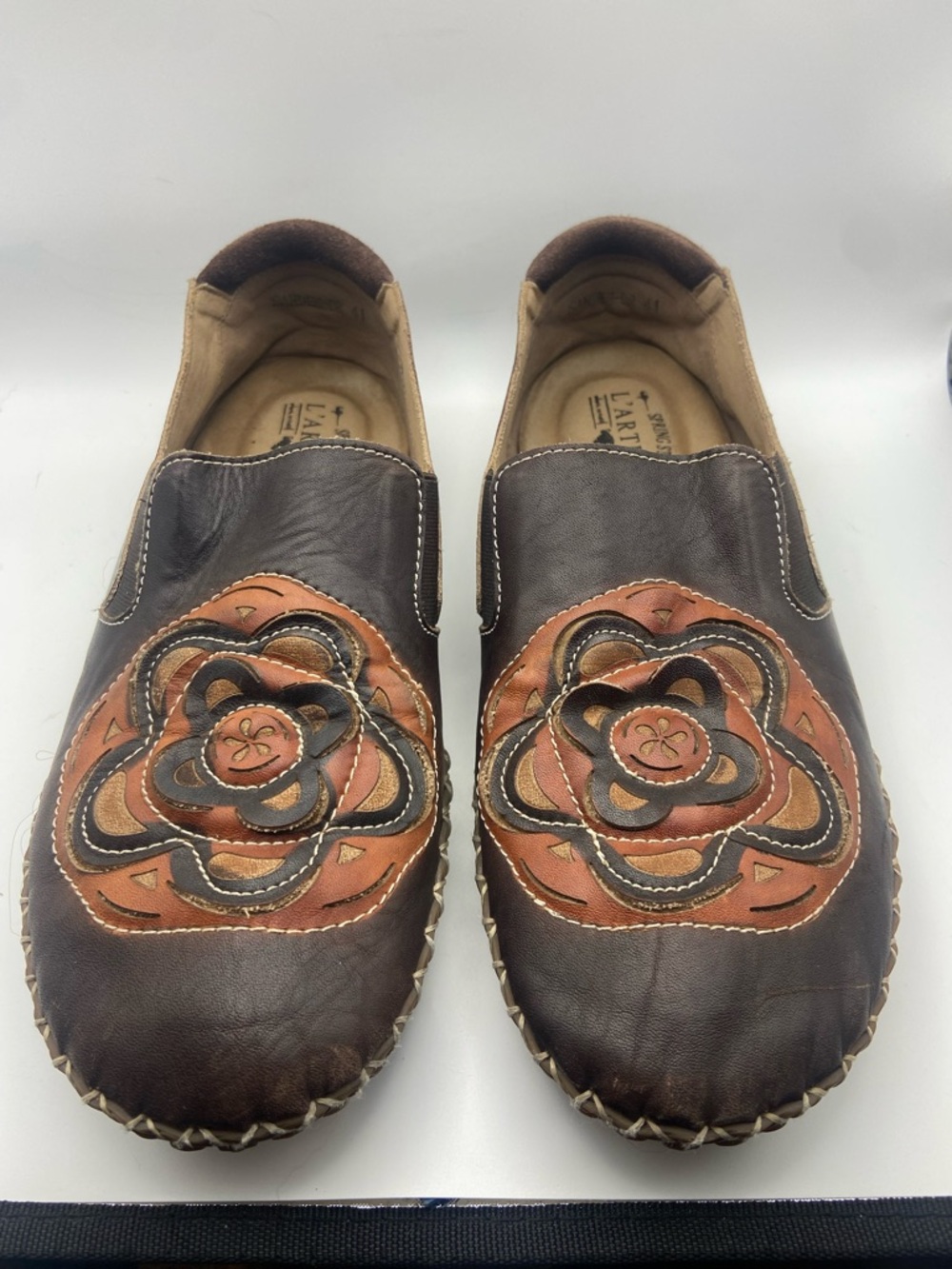 Slip-On L’Artiste Women's Leather Casual Shoes in Brown and Tan